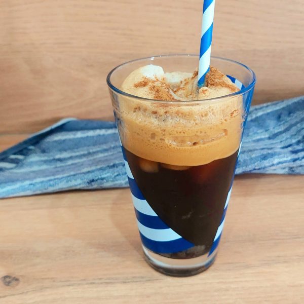 CAFE FRAPPE GREC CUISINE A LA GRECQUE