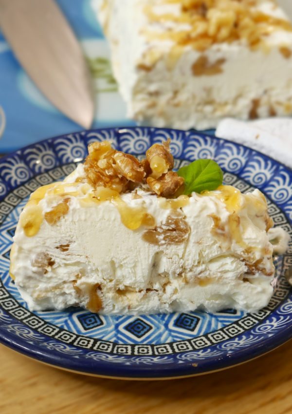 GLACE YAOURT MIEL& NOIX CUISINE A LA GRECQUE (1).JPG